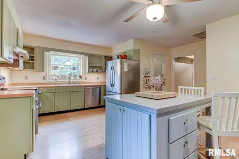 3 Delano Ln, Springfield, IL 62703 photo 9