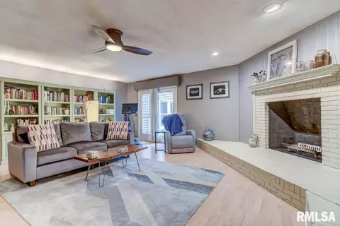 3 Delano Ln, Springfield, IL 62703 photo 4