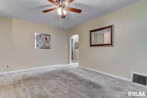 1533 W Capitol Ave, Springfield, IL 62704 photo 7