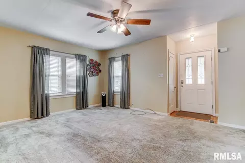 1533 W Capitol Ave, Springfield, IL 62704 photo 8
