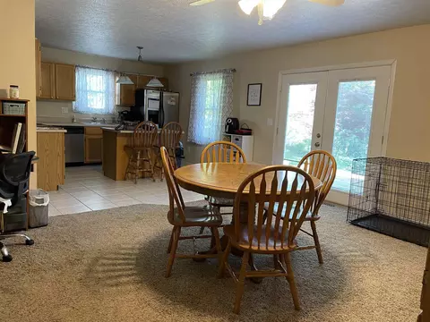 1220 Christopher Ln, Springfield, IL 62712 photo 2