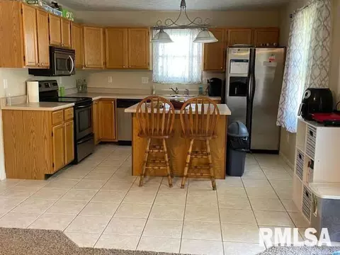 1220 Christopher Ln, Springfield, IL 62712 photo 3