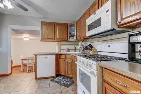 2900 Corbin St, Springfield, IL 62704 photo 7
