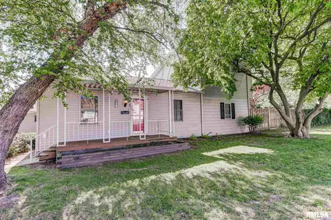 2900 Corbin St, Springfield, IL 62704 photo 2
