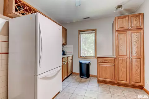 2900 Corbin St, Springfield, IL 62704 photo 9