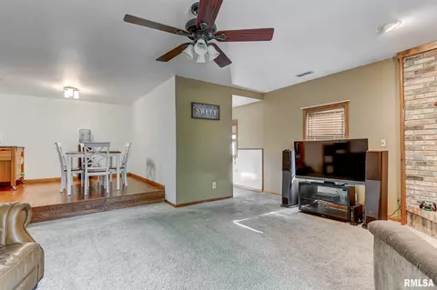 2900 Corbin St, Springfield, IL 62704 photo 11
