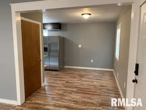 1914 E Keys Ave, Springfield, IL 62702 photo 3