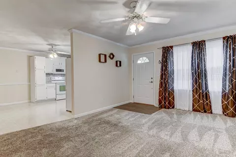 3120 Lakeshire Dr, Springfield, IL 62707 photo 6