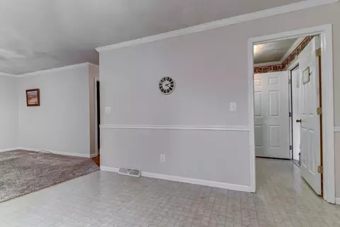 3120 Lakeshire Dr, Springfield, IL 62707 photo 13