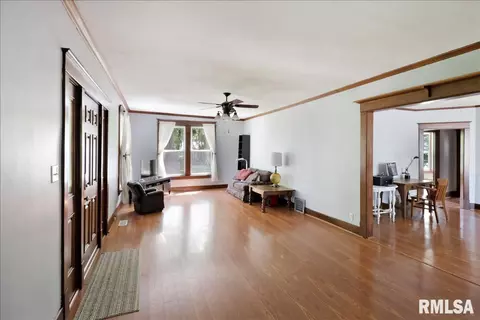 1400 W Governor St, Springfield, IL 62704 photo 5