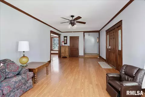 1400 W Governor St, Springfield, IL 62704 photo 6