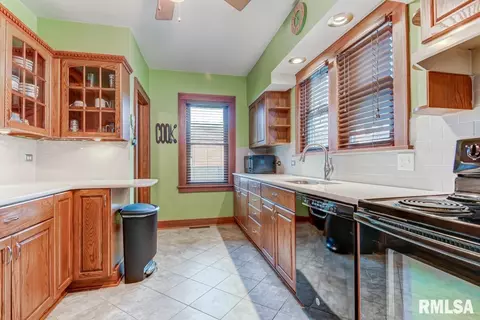 2041 S State St, Springfield, IL 62704 photo 9