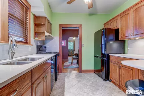 2041 S State St, Springfield, IL 62704 photo 13