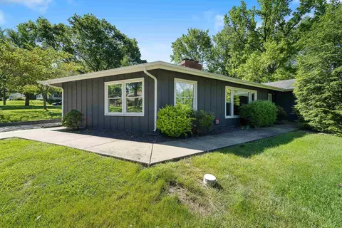 6 Mclean Ln, Springfield, IL 62704 photo 3