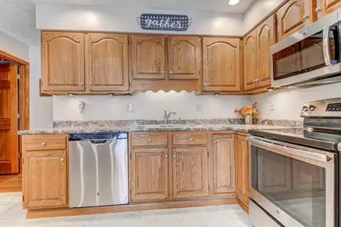 101 Resina Dr, Springfield, IL 62703 photo 12
