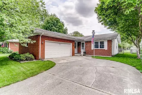 2308 Hampton Dr, Springfield, IL 62704 photo 2