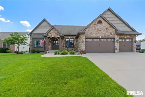 1408 Lake Pointe Ct, Springfield, IL 62712 photo 2