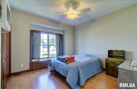 1408 Lake Pointe Ct, Springfield, IL 62712 photo 18