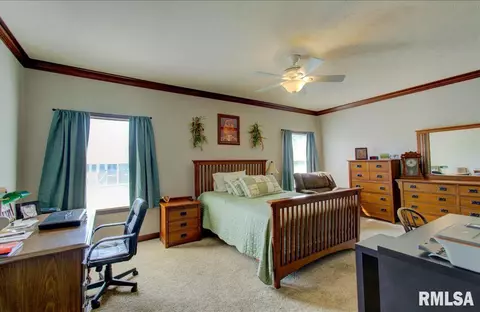 1408 Lake Pointe Ct, Springfield, IL 62712 photo 13