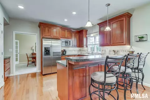 1704 Windycrest Dr, Springfield, IL 62704 photo 9