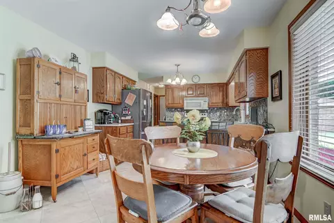 2533 Argonne Ave, Springfield, IL 62704 photo 9