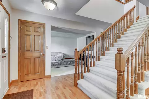 2308 Peppermill Pointe Ct, Springfield, IL 62712 photo 4