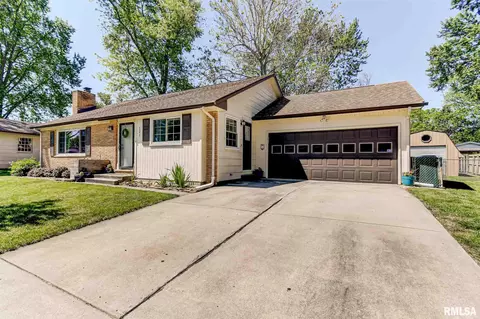 121 Andover Dr, Springfield, IL 62704 photo 2