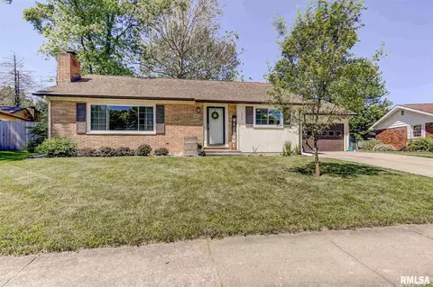 121 Andover Dr, Springfield, IL 62704 photo 1