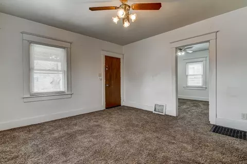 2020 S Spring St, Springfield, IL 62704 photo 4