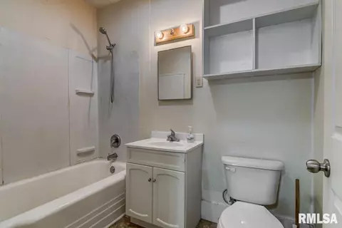 2020 S Spring St, Springfield, IL 62704 photo 12