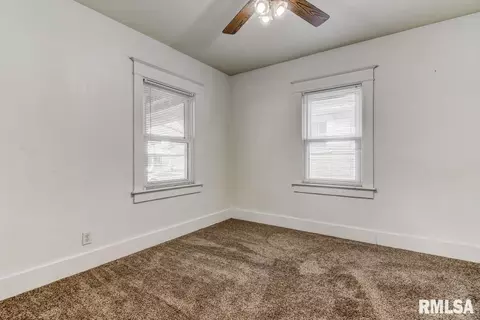 2020 S Spring St, Springfield, IL 62704 photo 10