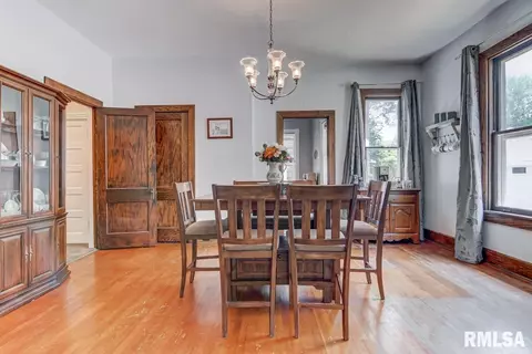 114 S Douglas Ave, Springfield, IL 62704 photo 11