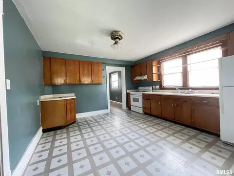 2014 N 17th St, Springfield, IL 62702 photo 3