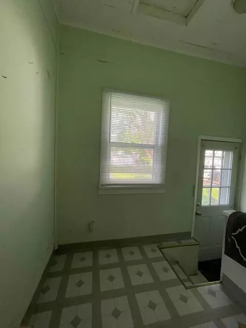 2014 N 17th St, Springfield, IL 62702 photo 9