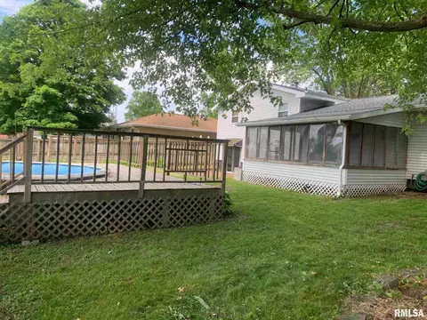 409 Rainbow Dr, Athens, IL 62613 photo 24