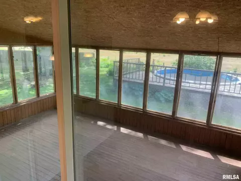 409 Rainbow Dr, Athens, IL 62613 photo 10