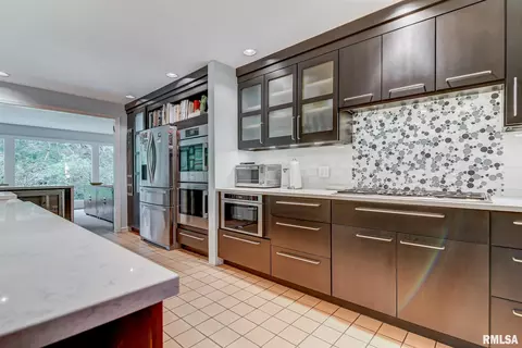 1760 S Chatham Rd, Springfield, IL 62704 photo 14