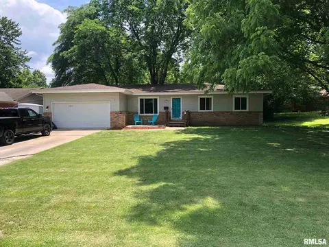 1812 E Hazel Dell Rd, Springfield, IL 62703 photo 1