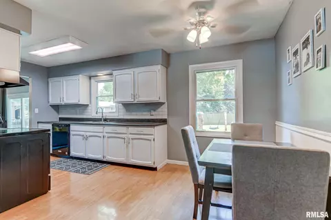 1812 E Hazel Dell Rd, Springfield, IL 62703 photo 12
