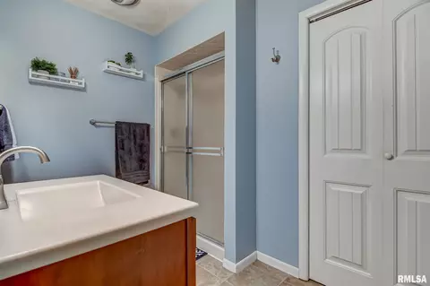 1812 E Hazel Dell Rd, Springfield, IL 62703 photo 15