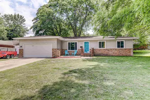 1812 E Hazel Dell Rd, Springfield, IL 62703 photo 3