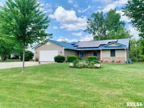 14354 Sandy Pt, Athens, IL 62613 photo 1
