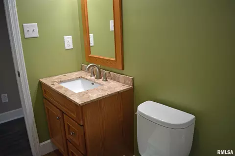 2420 S 4th St, Springfield, IL 62703 photo 16