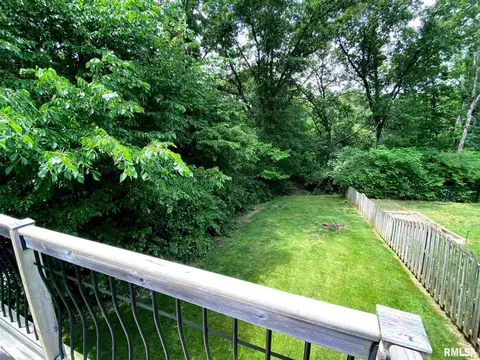 2547 Chapel Hill Dr, Springfield, IL 62702 photo 12