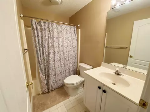 2547 Chapel Hill Dr, Springfield, IL 62702 photo 25