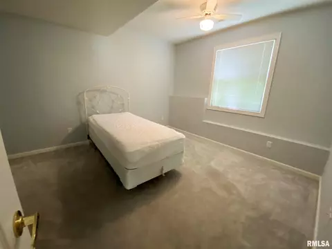 2547 Chapel Hill Dr, Springfield, IL 62702 photo 24