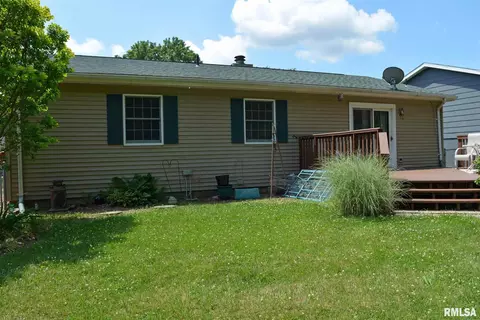 105 Buckhorn Dr, Springfield, IL 62707 photo 2
