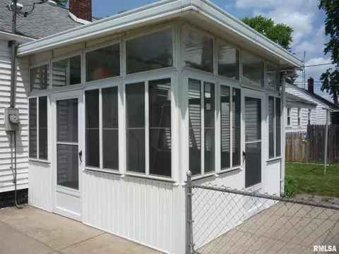 2836 S 4th St, Springfield, IL 62703 photo 3