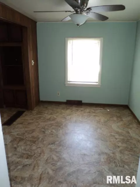 2575 N Route 150 Rte, Rio, IL 61472 photo 8