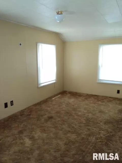 2575 N Route 150 Rte, Rio, IL 61472 photo 16